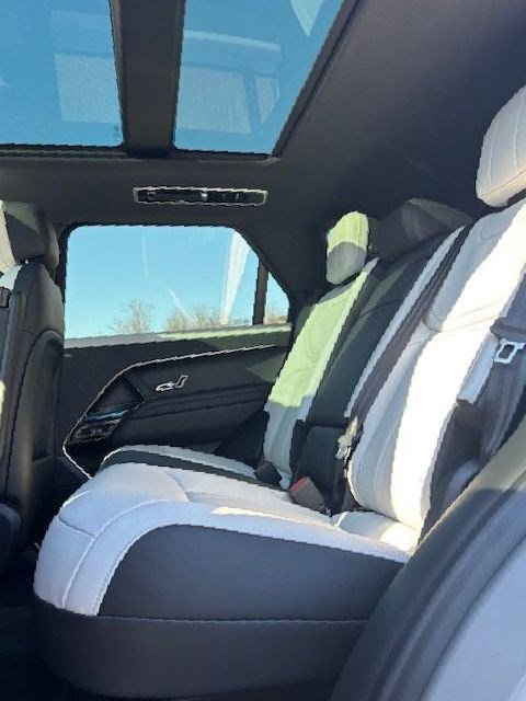 New 2026 Land Rover Range Rover Sport Dynamic SE image 11