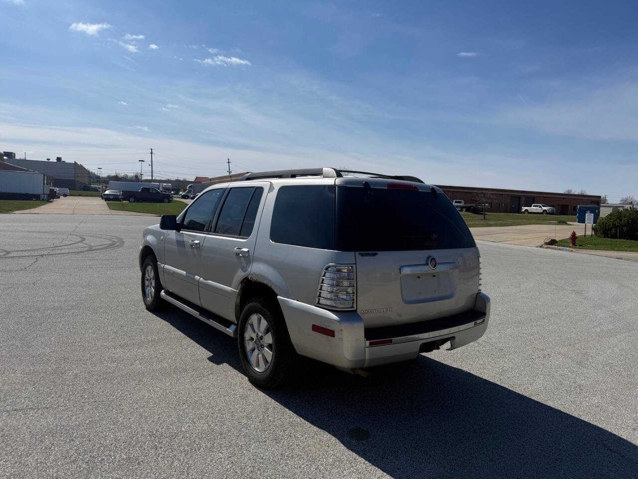 Used 2008 Mercury Mountaineer AWD image 3