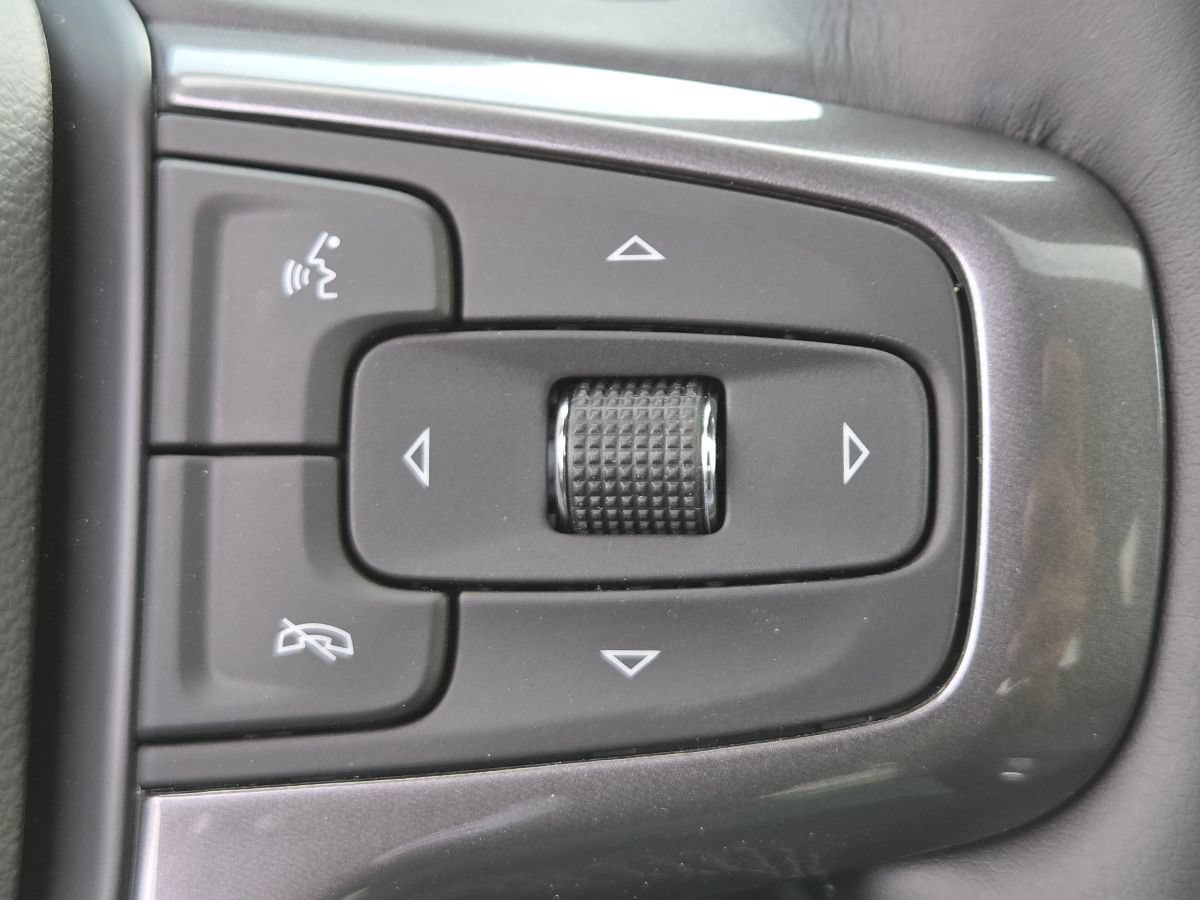 New 2026 Chevrolet Silverado 1500 High Country AWD/4WD image 31