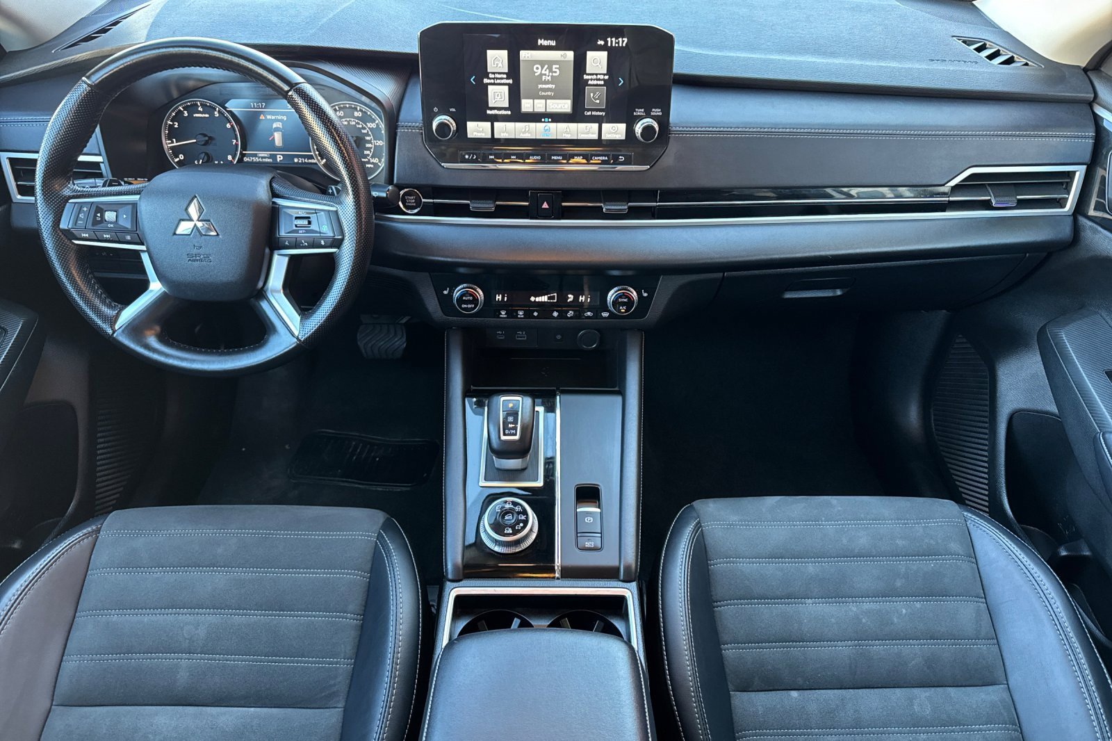 Used 2024 Mitsubishi Outlander SE image 4