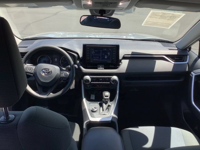Used 2022 Toyota RAV4 LE AWD/4WD image 6
