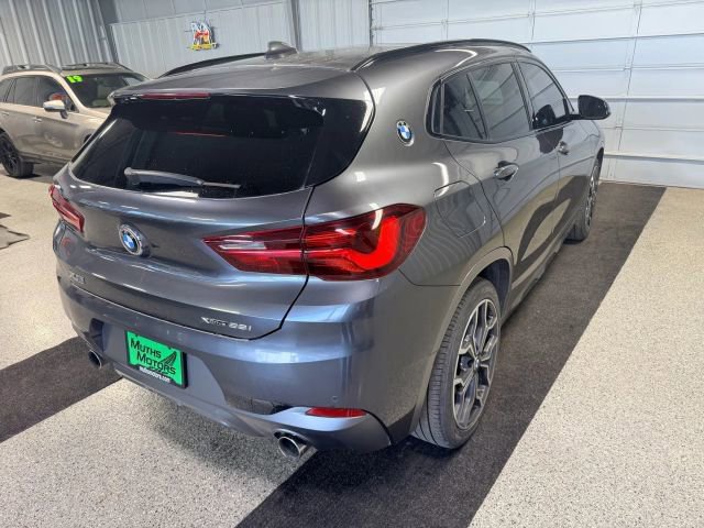 Used 2022 BMW X2 xDrive28i w/ M Sport X Package image 3