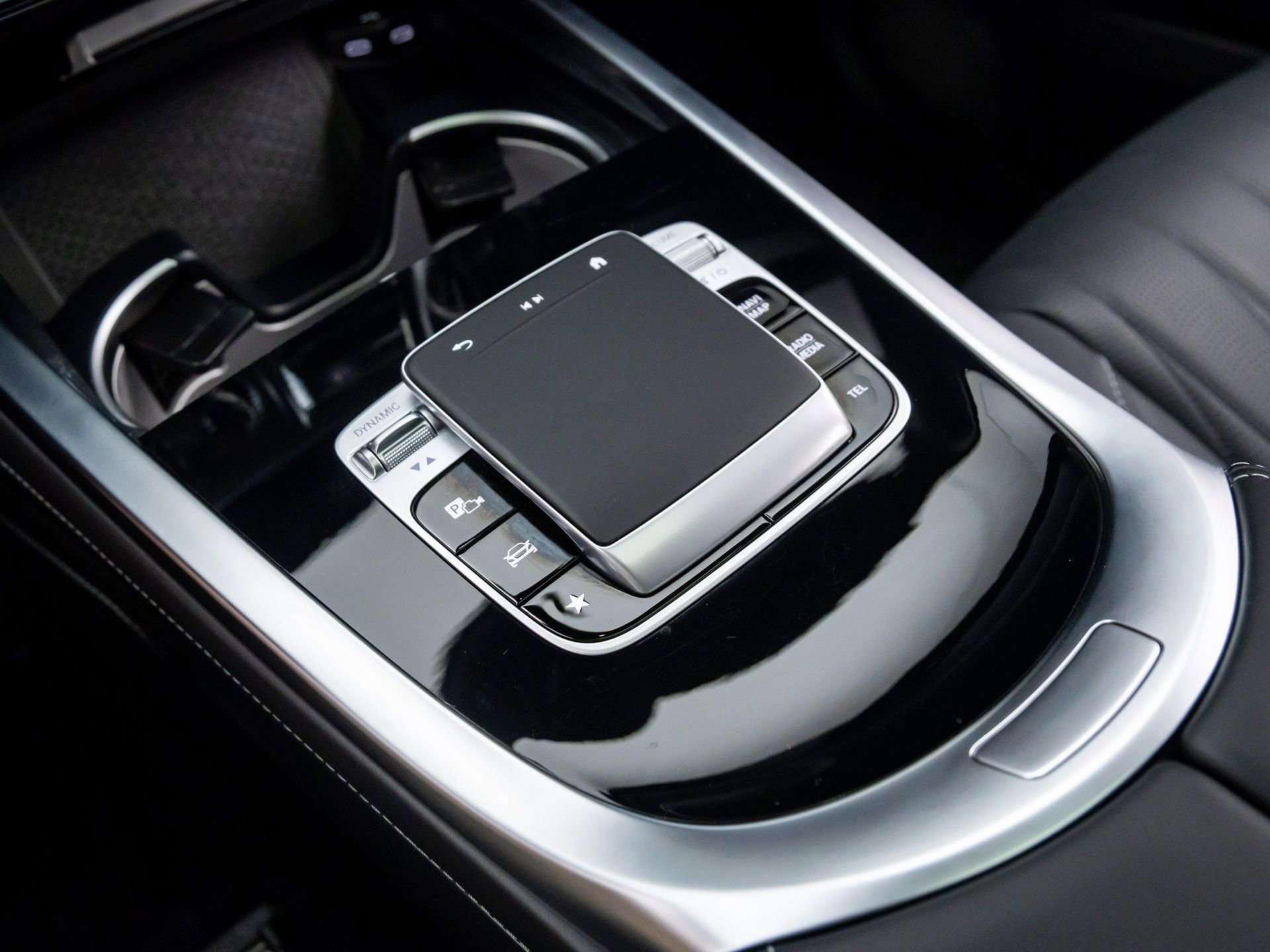 Used 2025 Mercedes-Benz G 63 AMG 4MATIC image 30