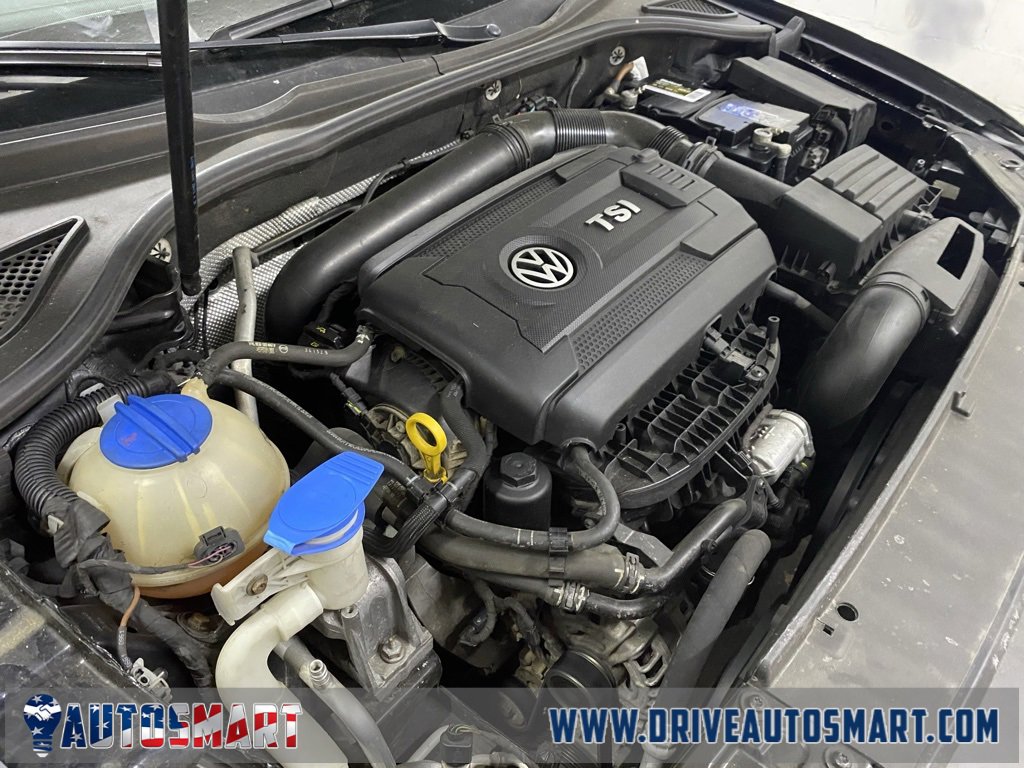 Used 2015 Volkswagen Passat 1.8T Limited Edition image 31