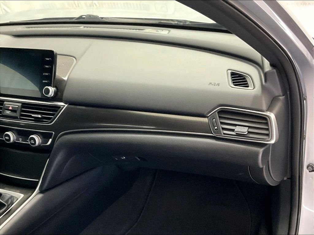 Used 2018 Honda Accord Sport image 13