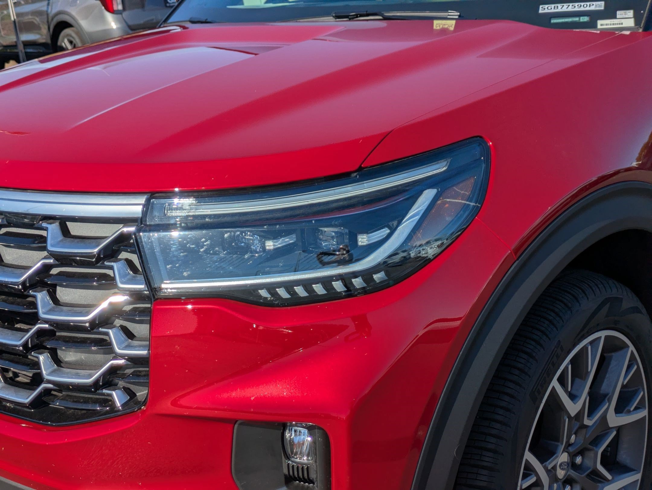 Used 2025 Ford Explorer Platinum w/ Ultimate Package image 12