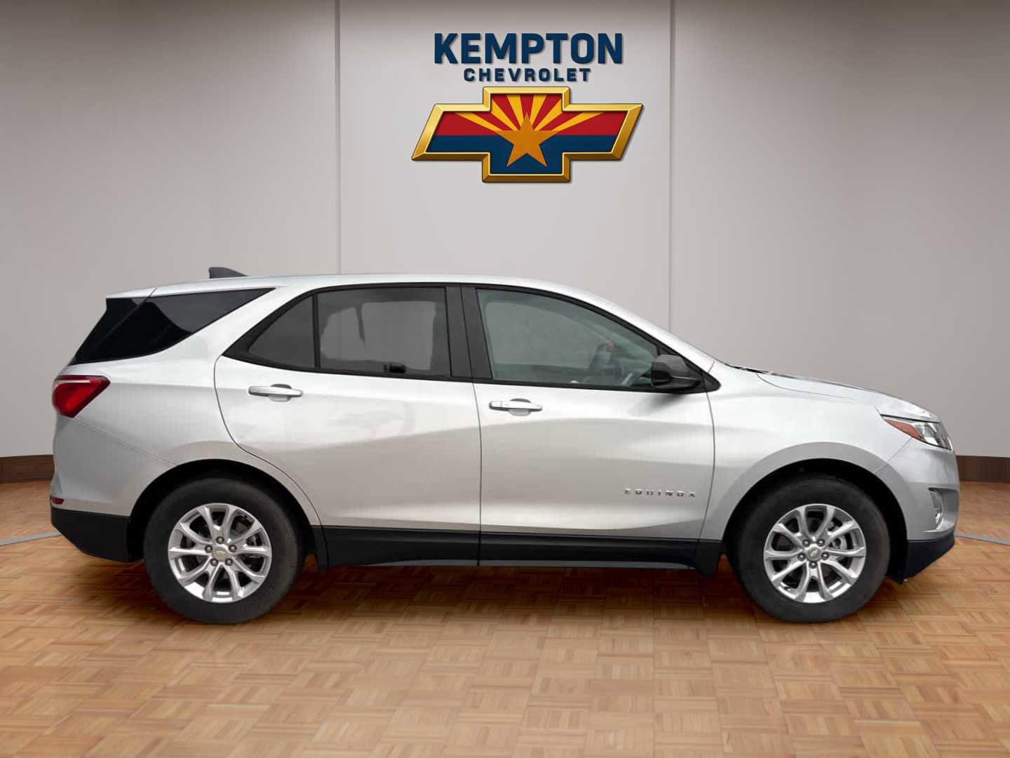 Used 2021 Chevrolet Equinox LS w/ LS Convenience Package image 7