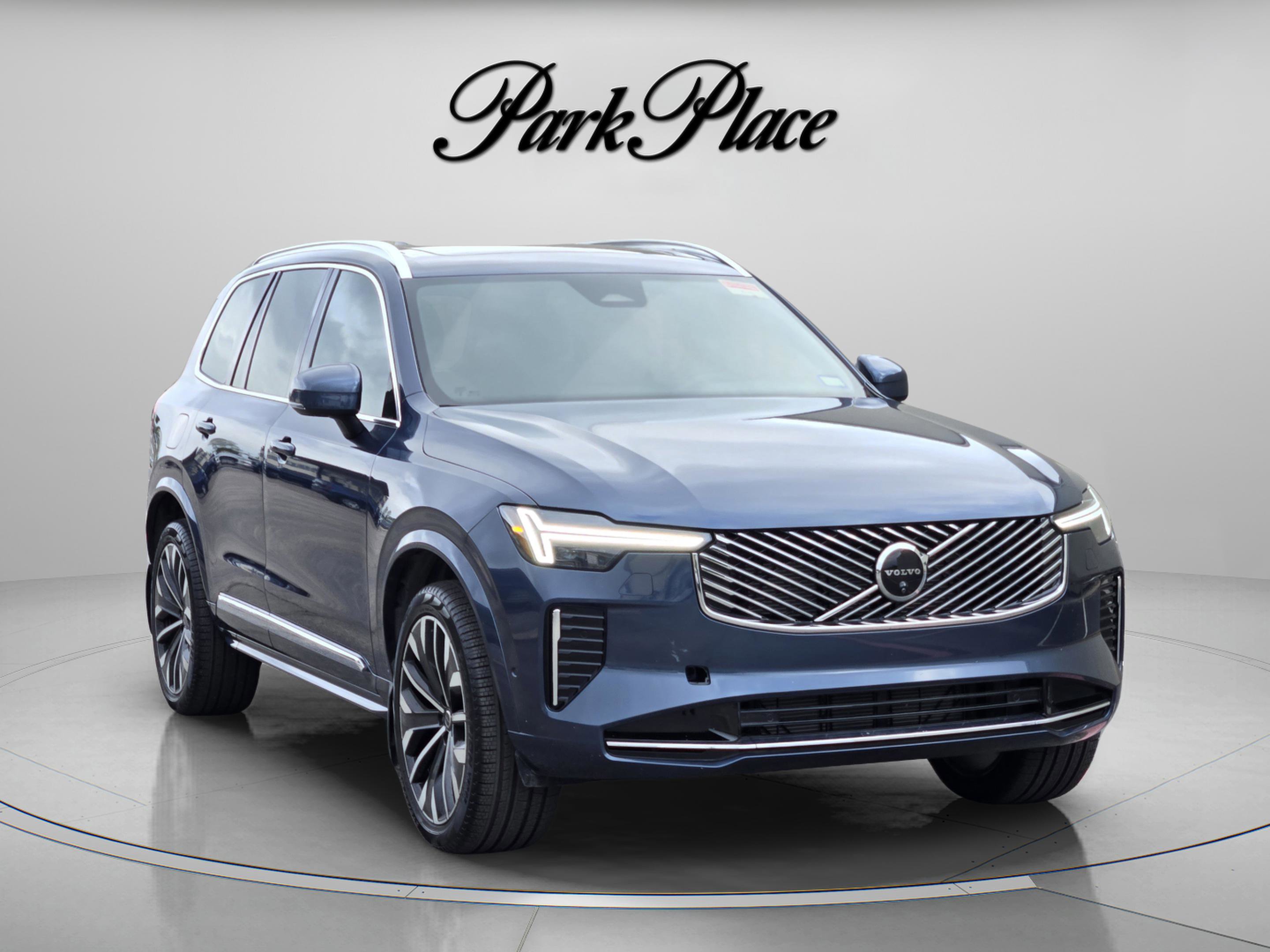 Used 2026 Volvo XC90 B6 Plus w/ Protection Package Premier image 8