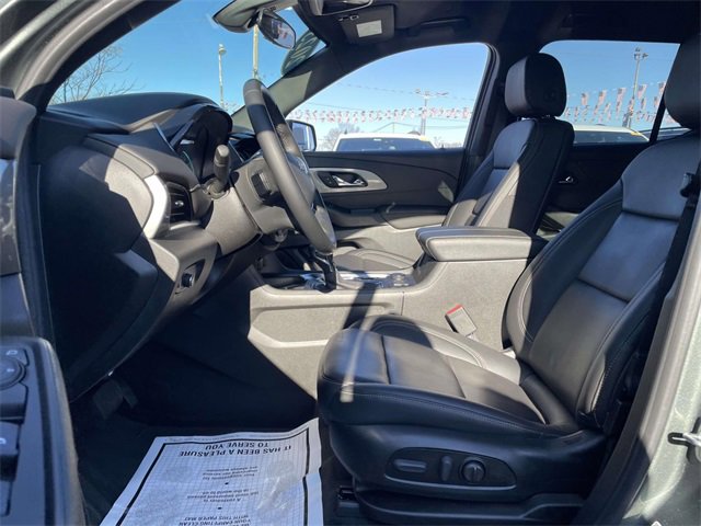 Certified 2023 Chevrolet Traverse LT image 9