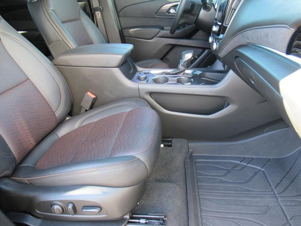 Certified 2023 Chevrolet Traverse High Country w/ LPO, 'HIT The Road' Package image 10
