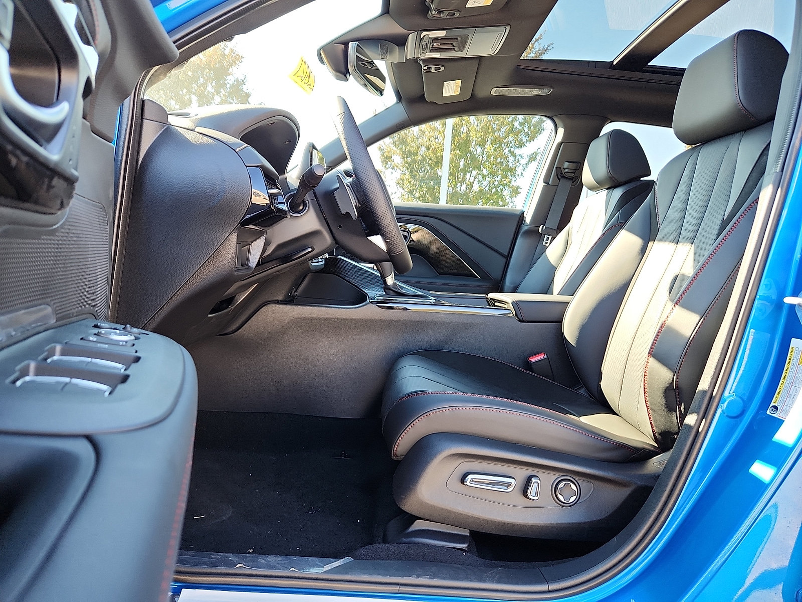 New 2026 Acura ADX A-Spec w/ Advance Package AWD/4WD image 9