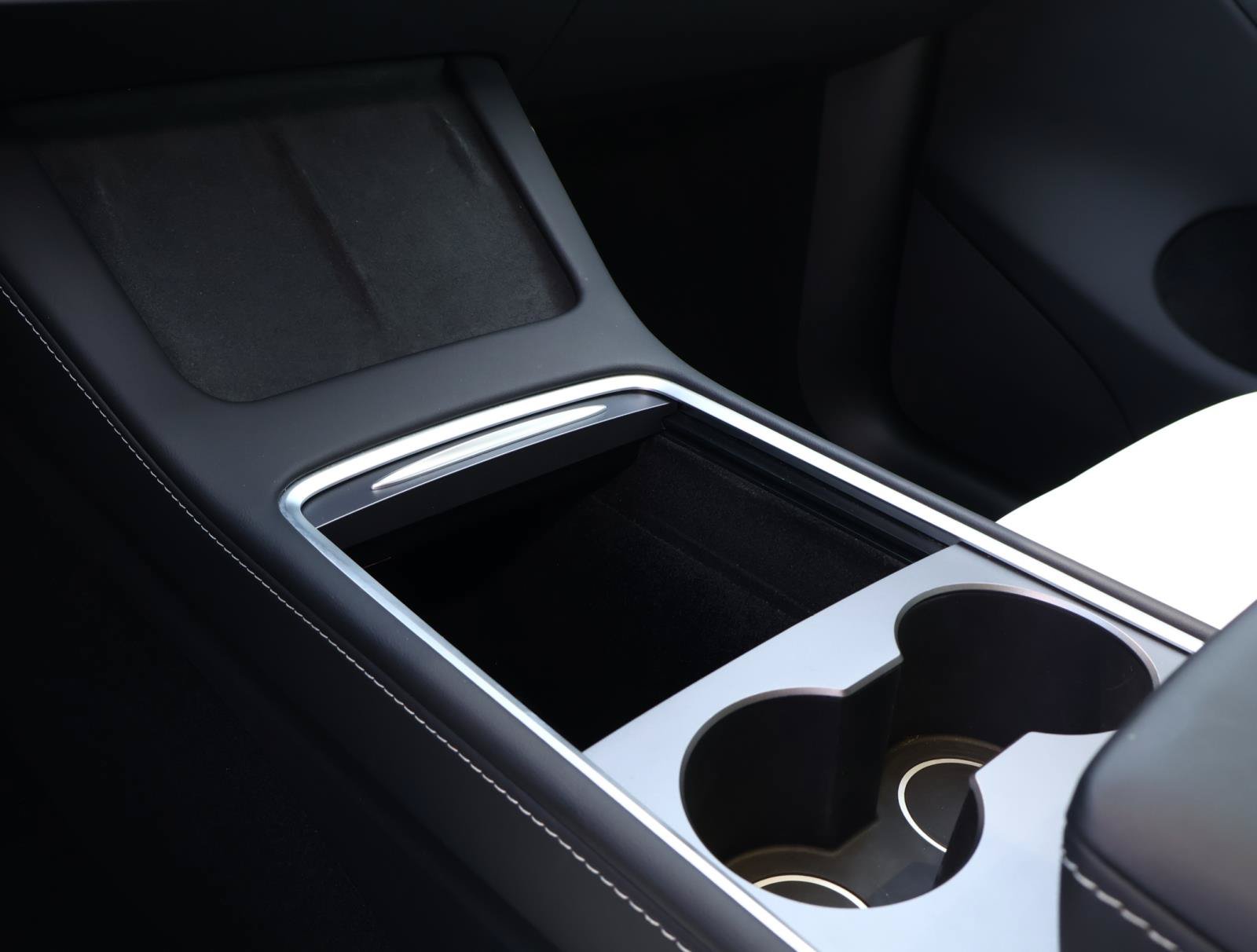 Used 2025 Tesla Model Y Performance AWD/4WD image 19