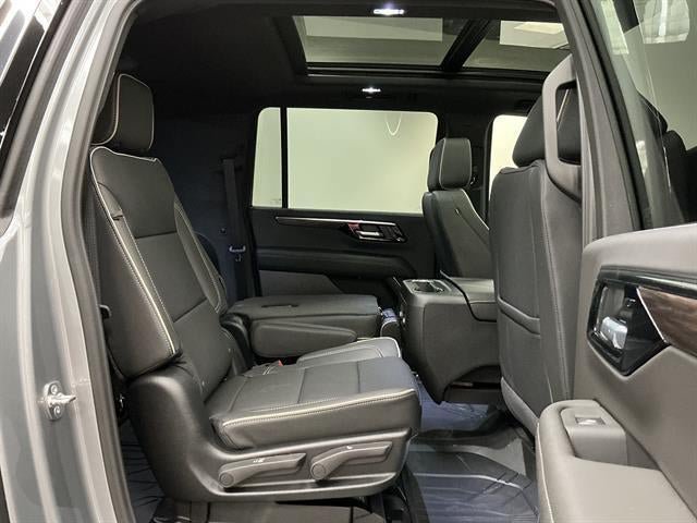 New 2026 Chevrolet Suburban Premier AWD/4WD image 38