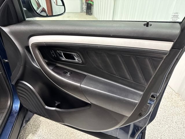 Used 2016 Ford Taurus SEL FWD image 15