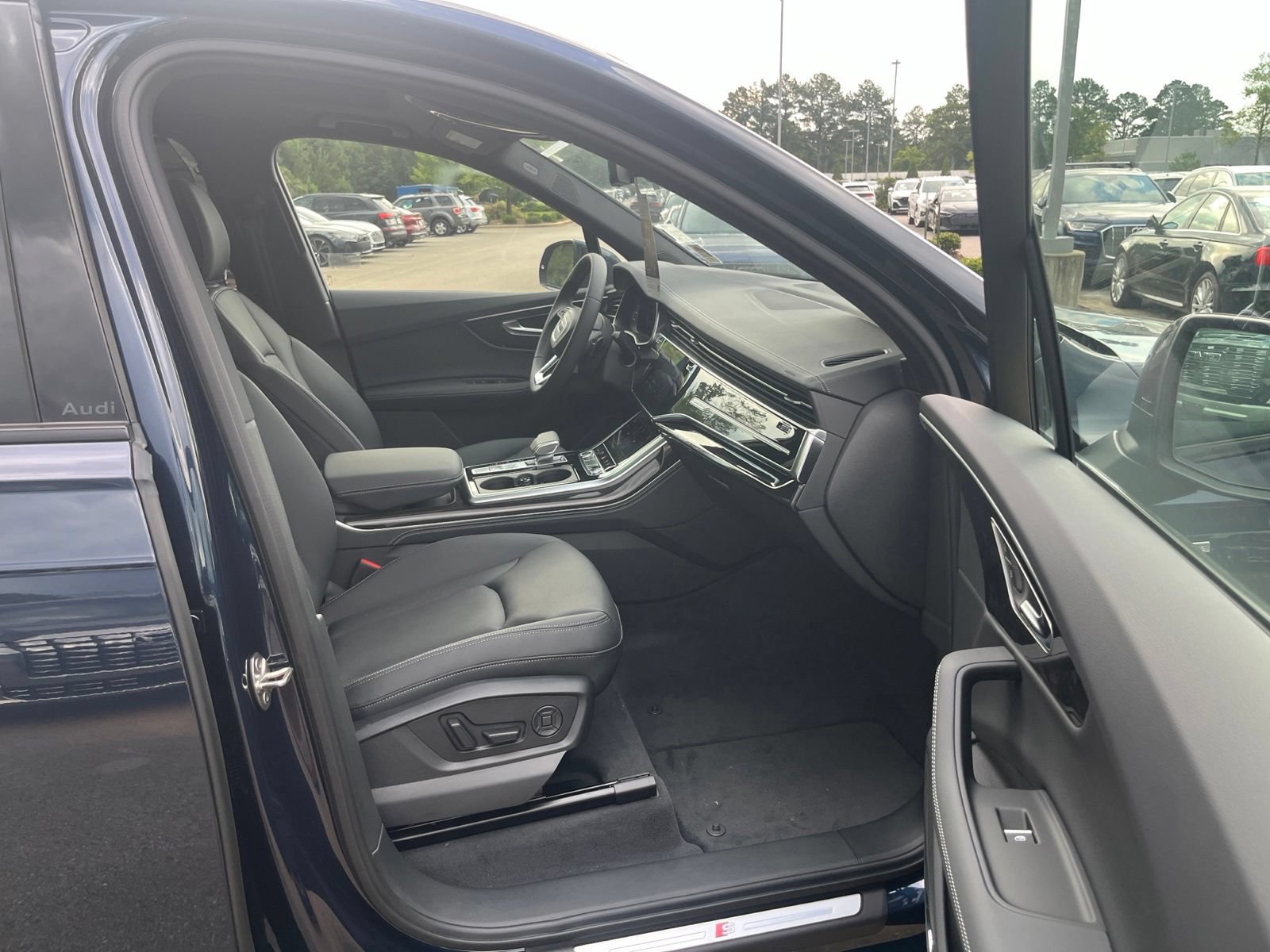 New 2026 Audi Q7 Premium Plus AWD/4WD image 33