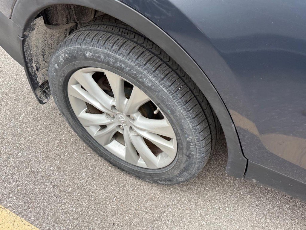 Used 2014 Toyota RAV4 Limited image 6