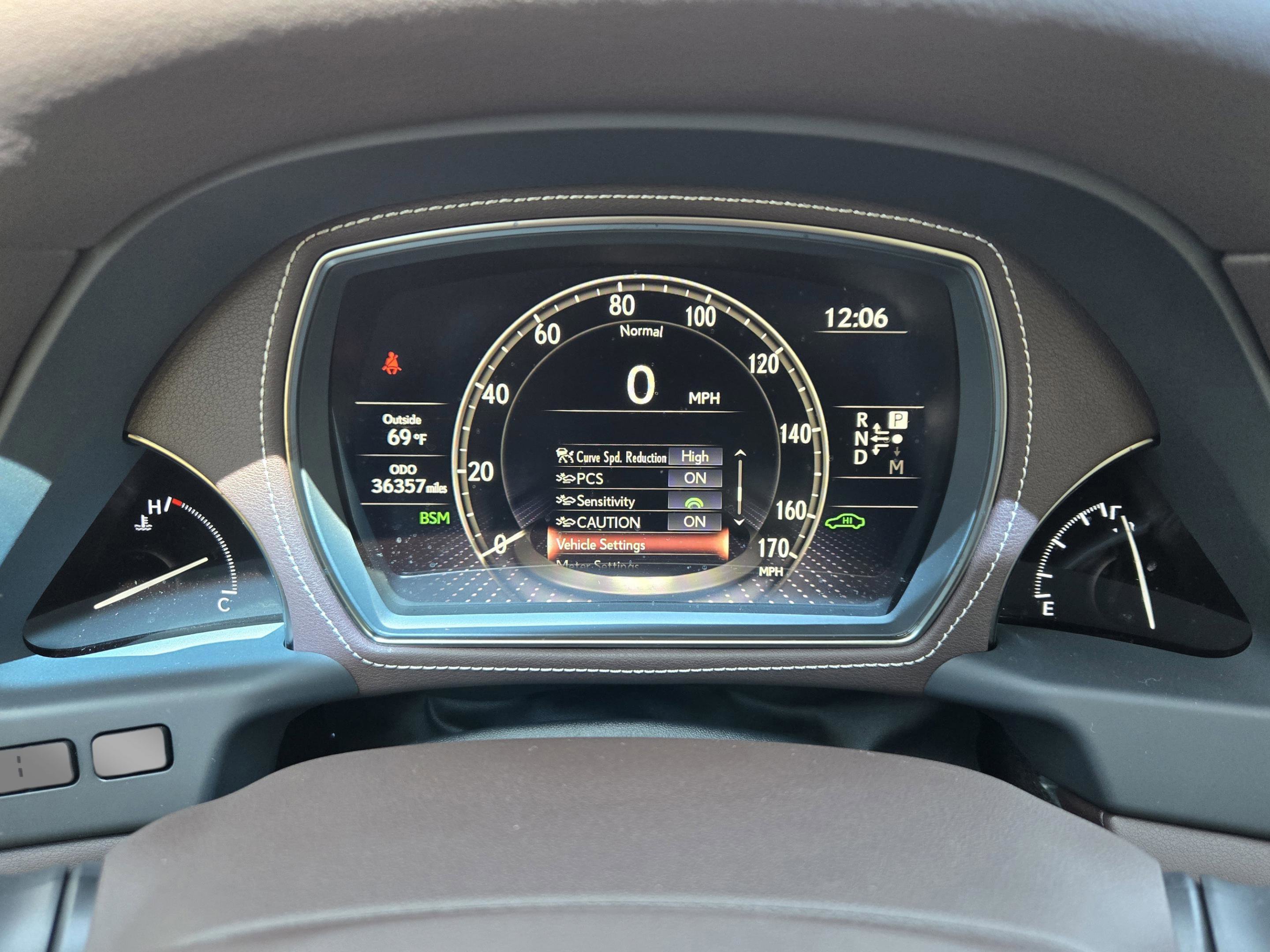 Used 2020 Lexus LS 500 w/ Interior Upgrade Package image 9