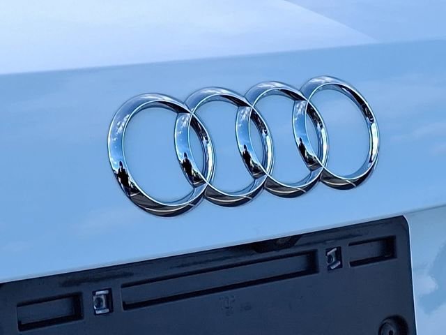 Used 2020 Audi Q3 2.0T Premium image 30