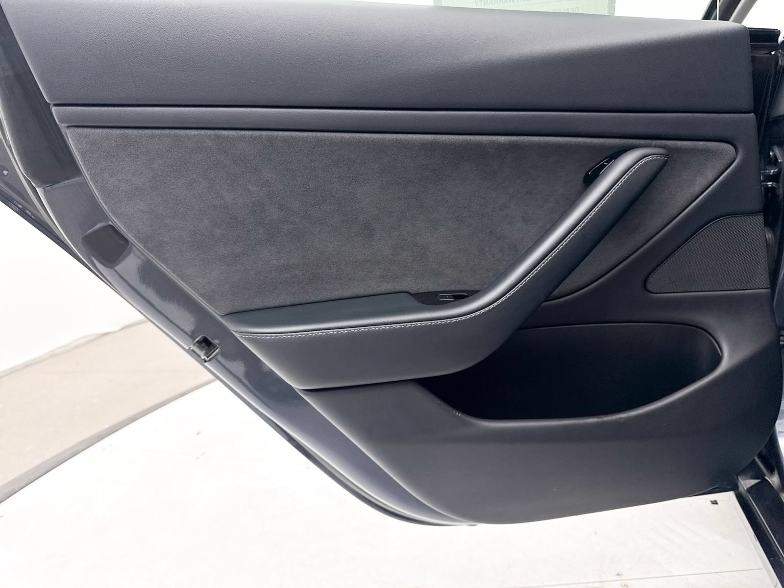 Used 2019 Tesla Model 3 Mid Range RWD image 33