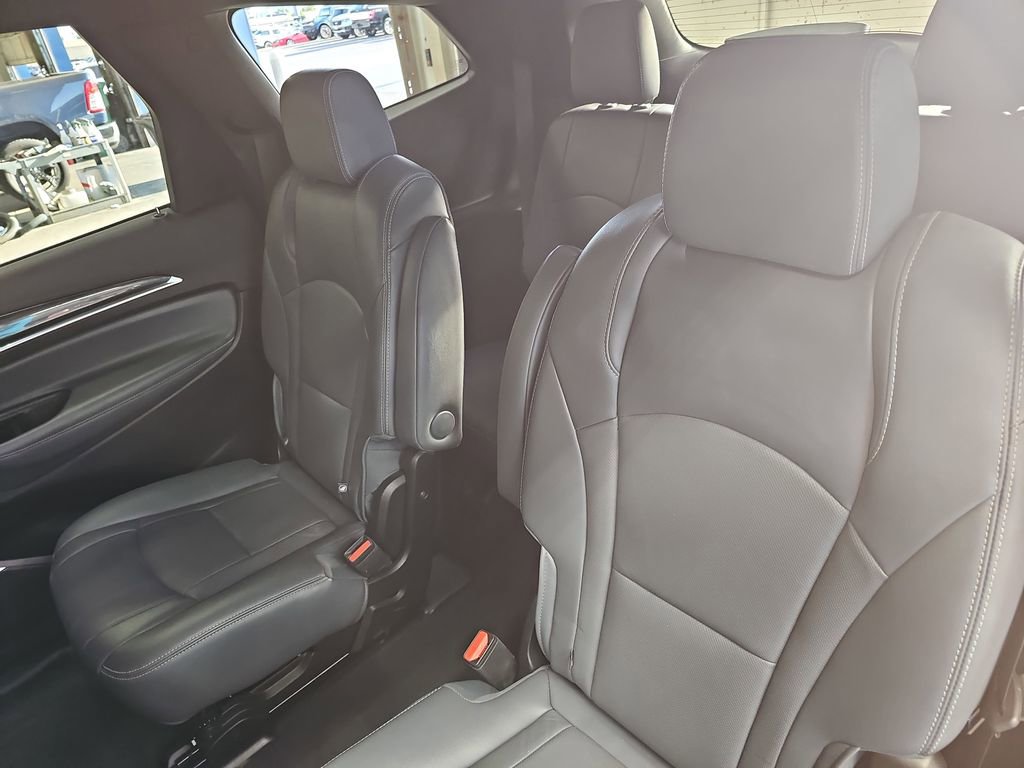 Used 2024 Buick Enclave Premium AWD/4WD image 14
