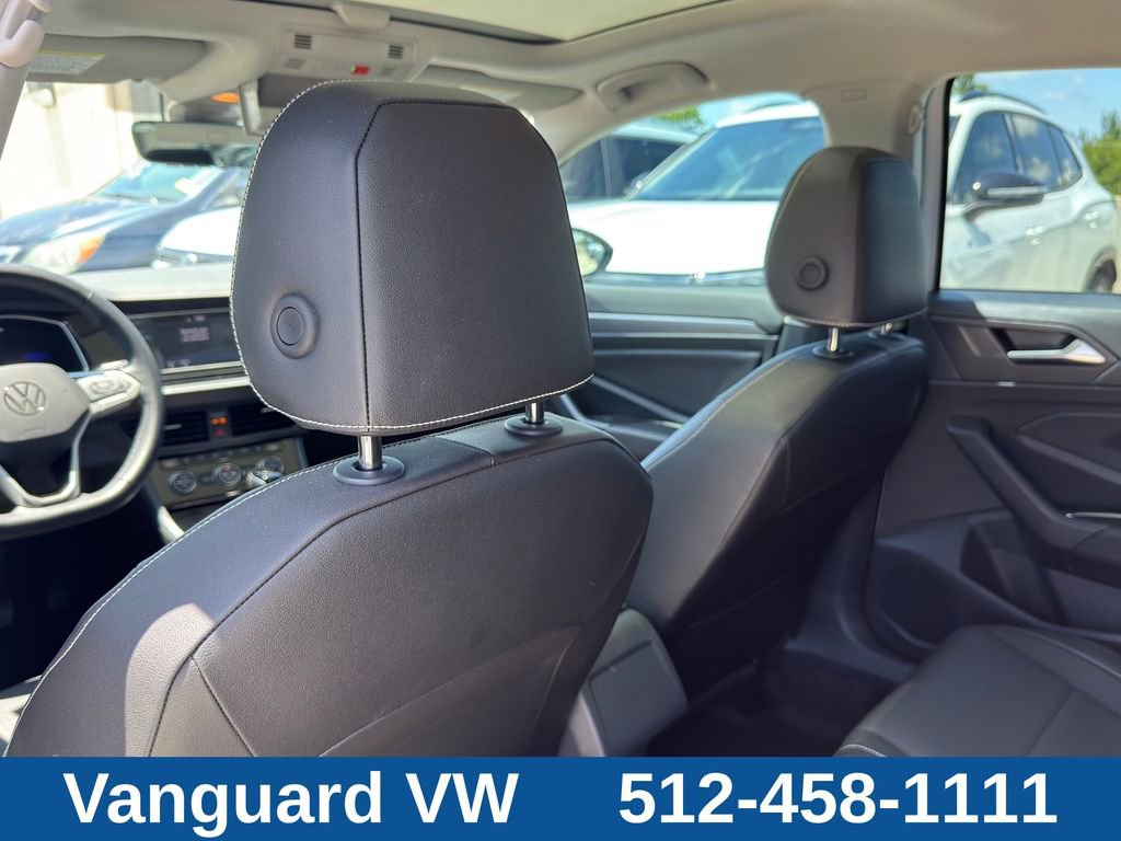 Used 2024 Volkswagen Jetta SE w/ Panoramic Sunroof Package FWD image 26