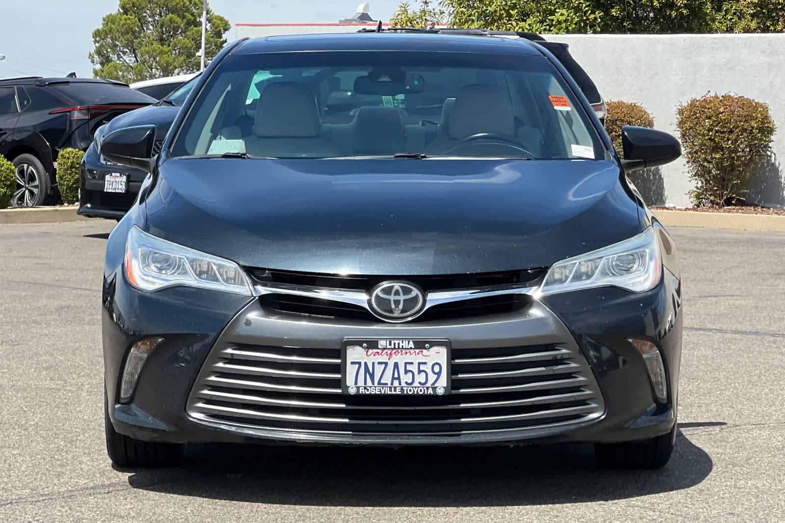 Used 2015 Toyota Camry XLE w/ Advanced Technology Package FWD image 10