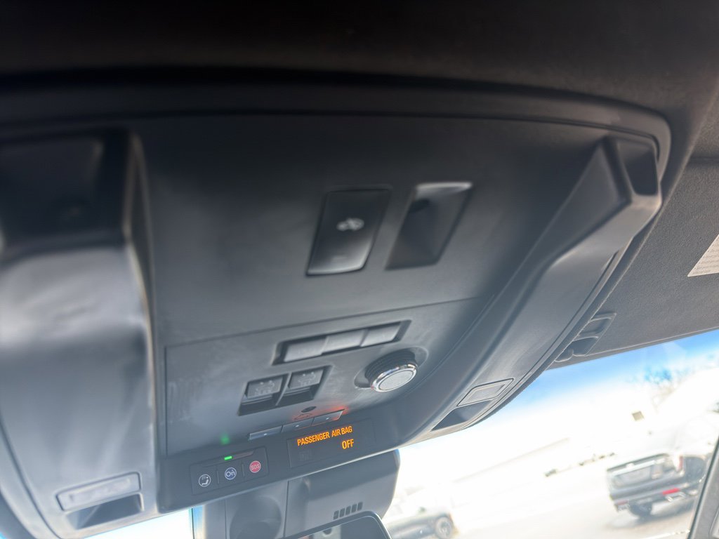 Used 2019 Cadillac Escalade ESV Platinum image 23