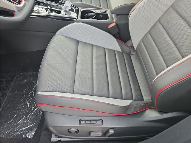 New 2026 Volkswagen GTI SE FWD image 14