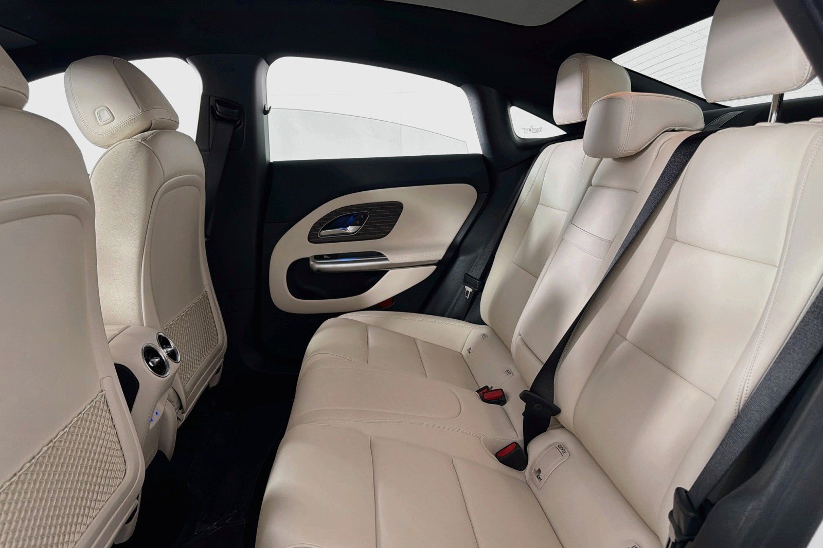 New 2027 Mercedes-Benz CLA 250+ image 7