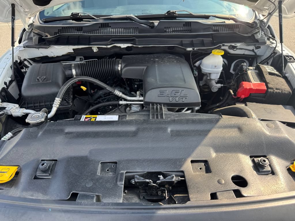 Used 2024 RAM 1500 Warlock RWD image 18