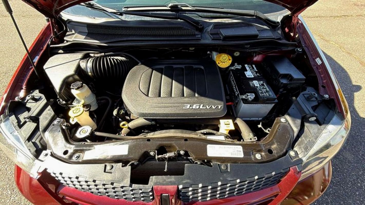 Used 2018 Dodge Grand Caravan GT image 20