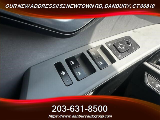 Used 2023 Kia Niro EX FWD image 19