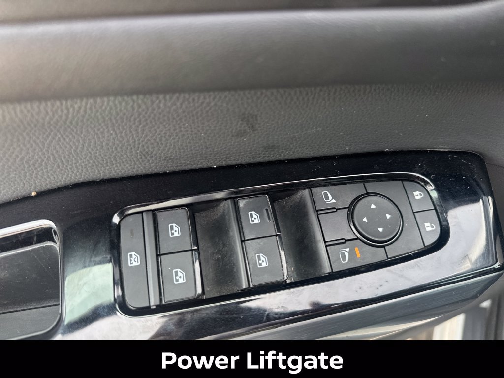 Certified 2025 Nissan Pathfinder SL w/ SL Premium Package AWD/4WD image 15