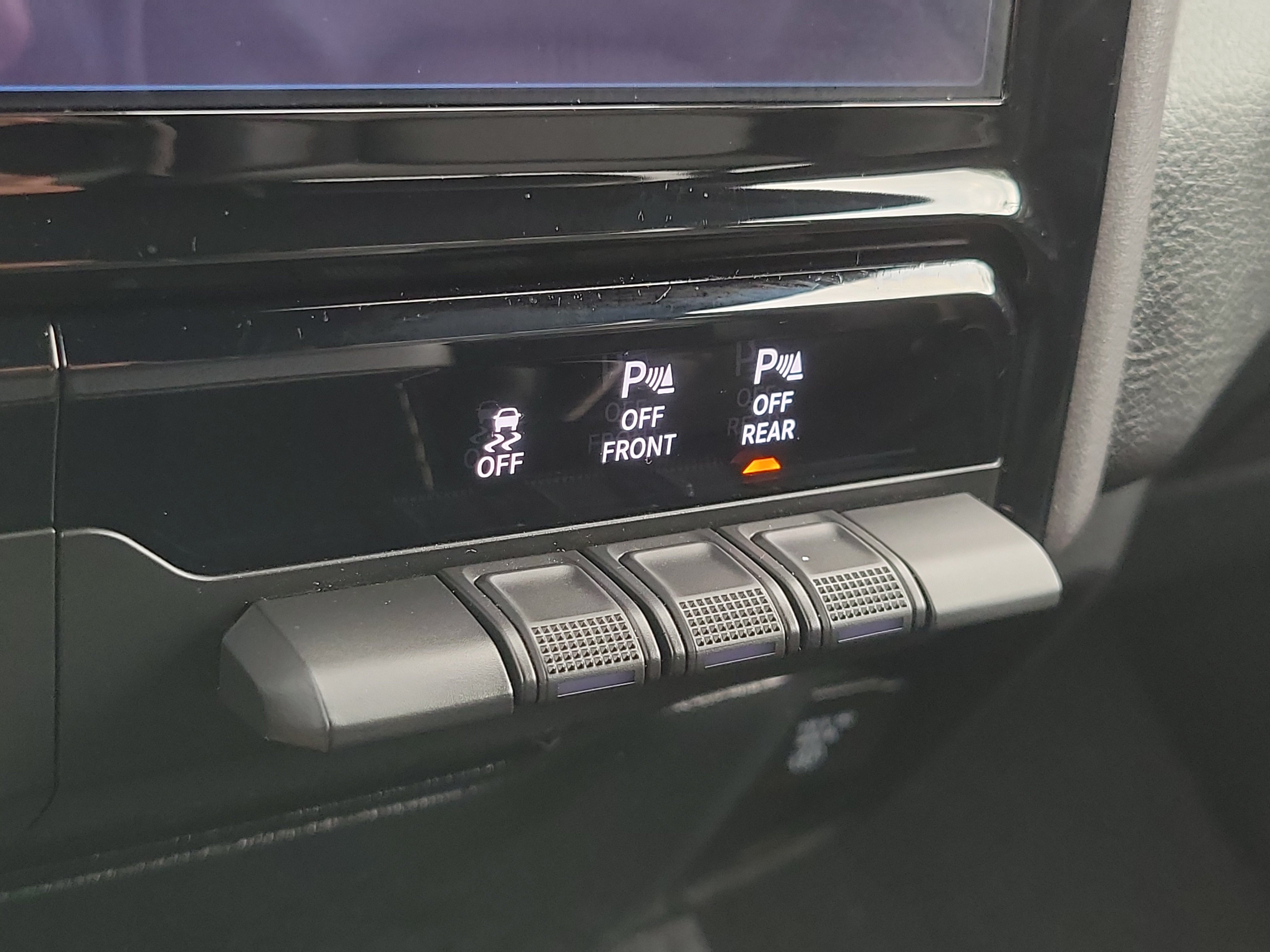 Used 2025 RAM 1500 Laramie w/ Bed Utility Group AWD/4WD image 24