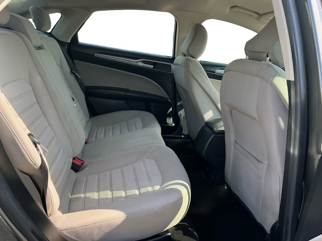 Used 2020 Ford Fusion S FWD image 23