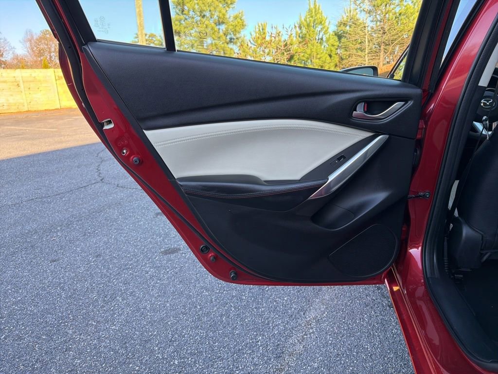 Used 2015 MAZDA MAZDA6 Grand Touring w/ GT Technology Package image 32