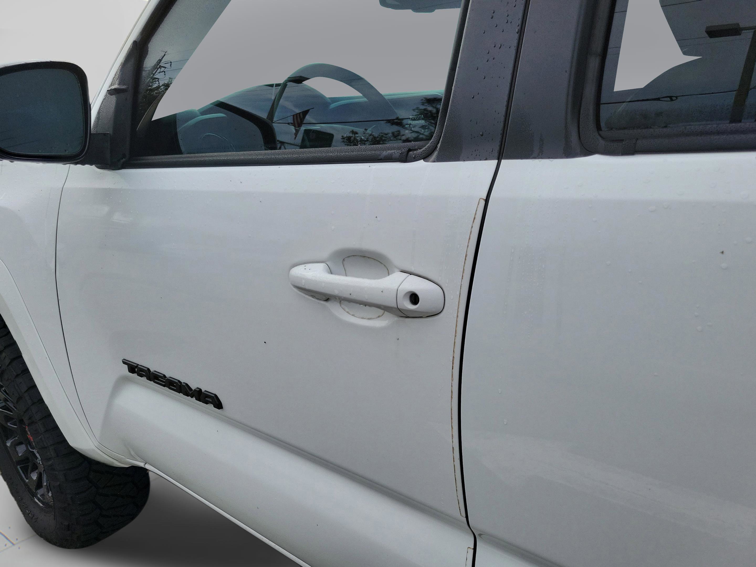 Used 2021 Toyota Tacoma SR5 AWD/4WD image 28