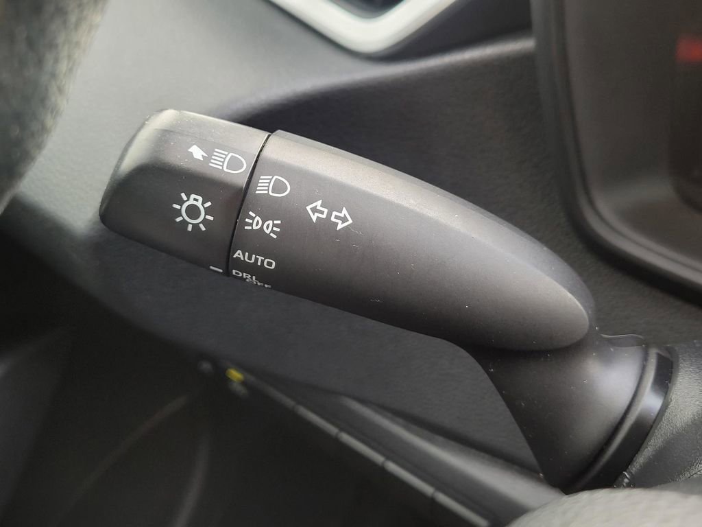 Used 2020 Toyota Corolla LE image 28