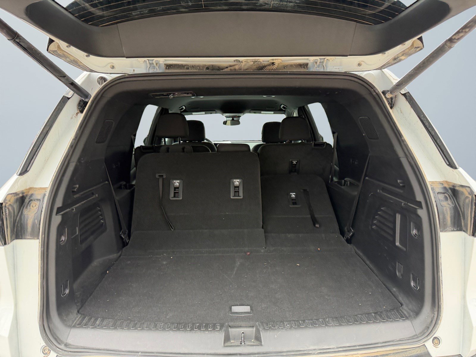 Used 2024 Chevrolet Traverse LT image 16