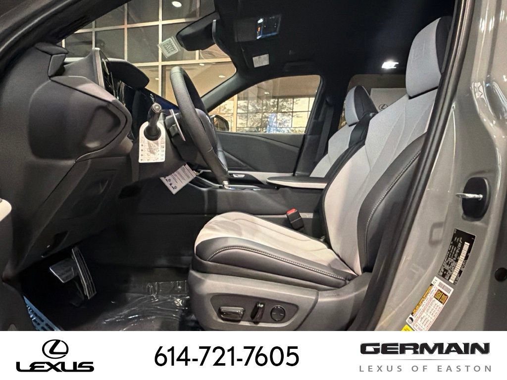 New 2026 Lexus TX 500h AWD w/ Technology Package image 21