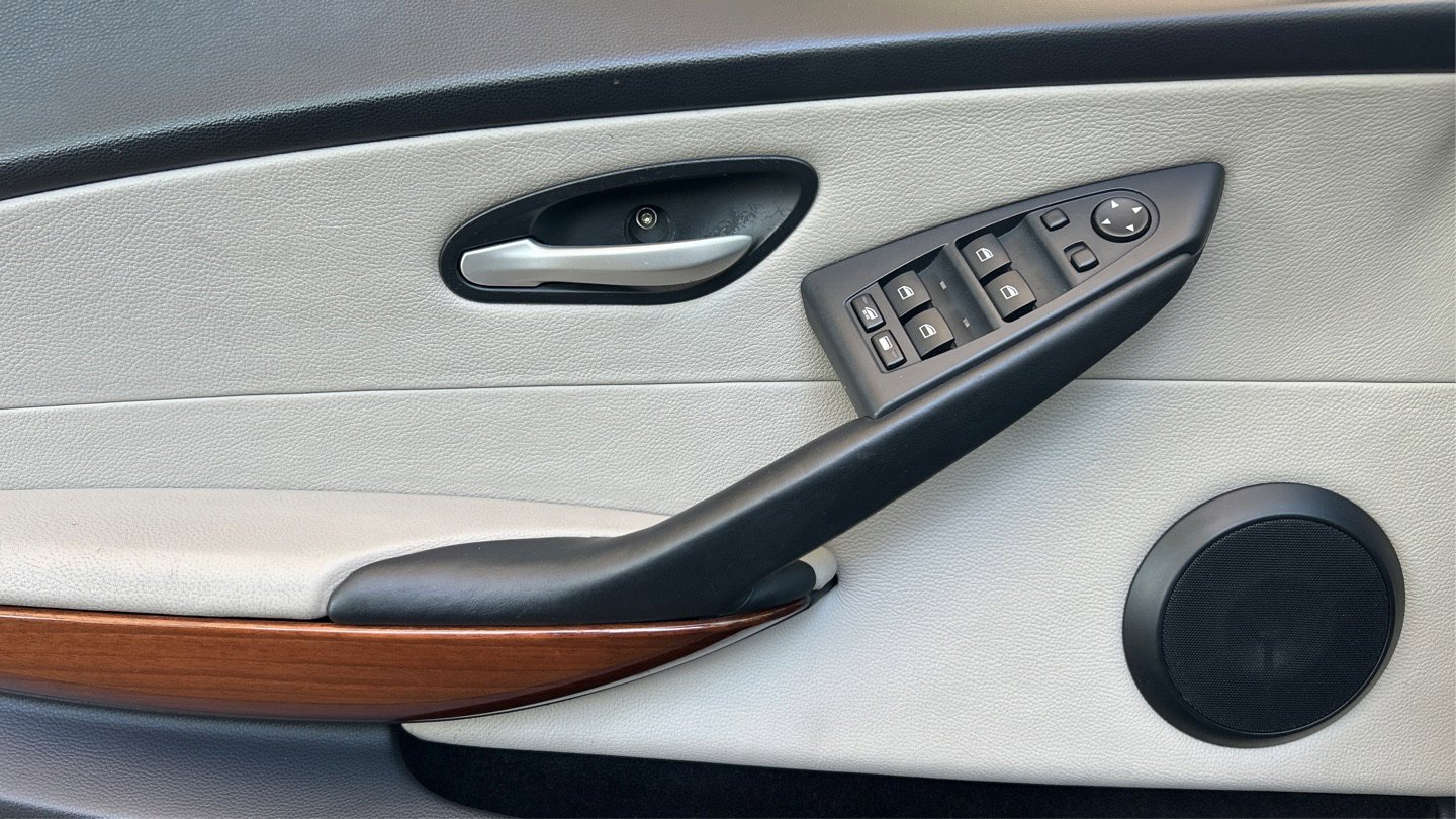 Used 2007 BMW M6 Convertible image 40