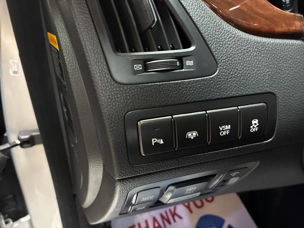 Used 2012 Hyundai Equus Signature image 15