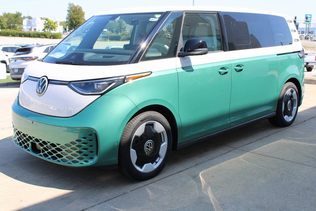 New 2025 Volkswagen ID. Buzz Pro S Plus image 3