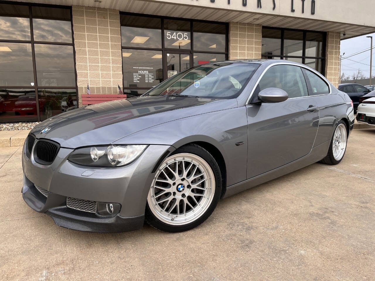 Used 2008 BMW 335i Coupe image 2