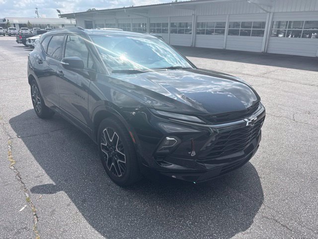 Used 2024 Chevrolet Blazer RS w/ Driver Confidence II Package FWD image 6