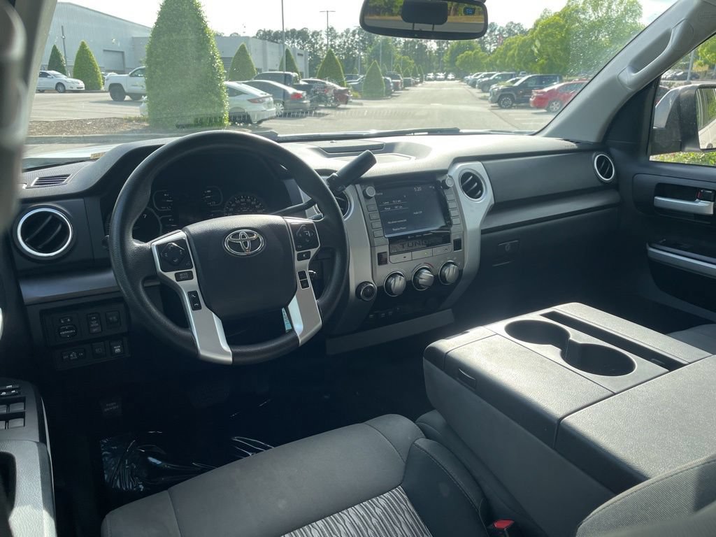 Used 2020 Toyota Tundra SR5 AWD/4WD image 17