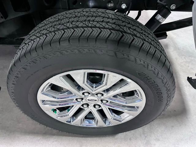 Used 2024 Ford F150 Lariat w/ Tow/Haul Package AWD/4WD image 8