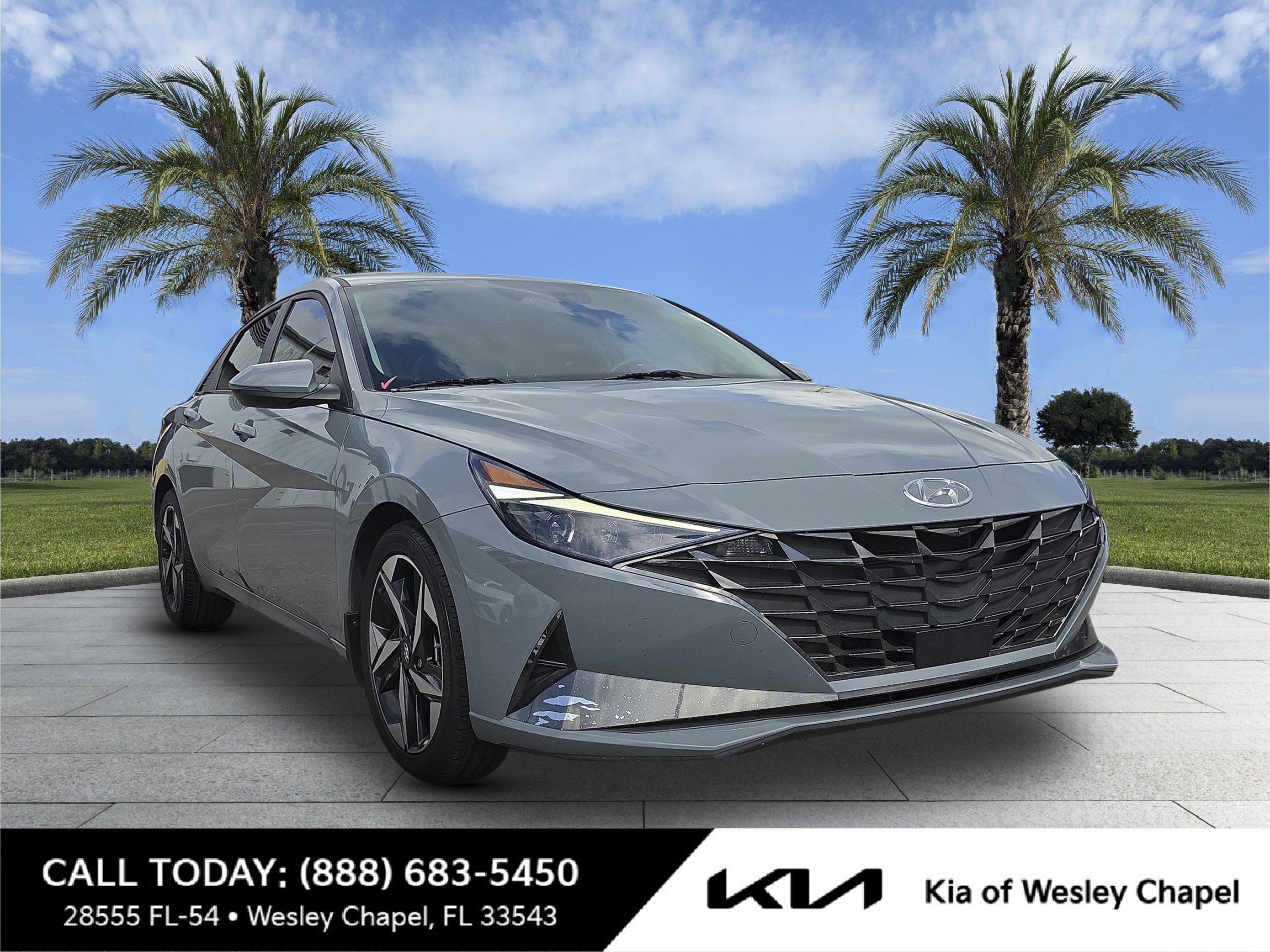 Used 2022 Hyundai Elantra Limited FWD image 1