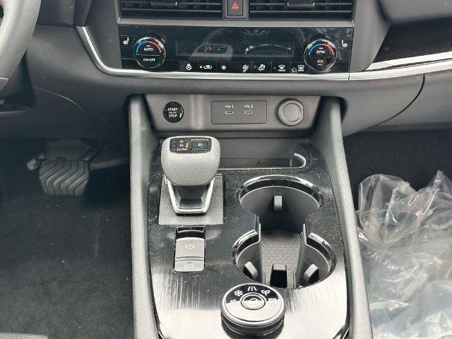 Certified 2026 Nissan Rogue SV w/ Rock Creek Premium Package AWD/4WD image 8
