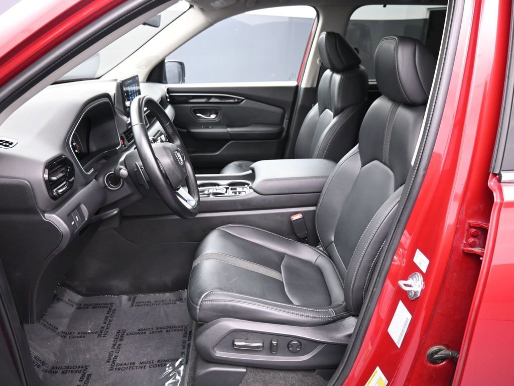 Used 2024 Honda Pilot Touring image 19